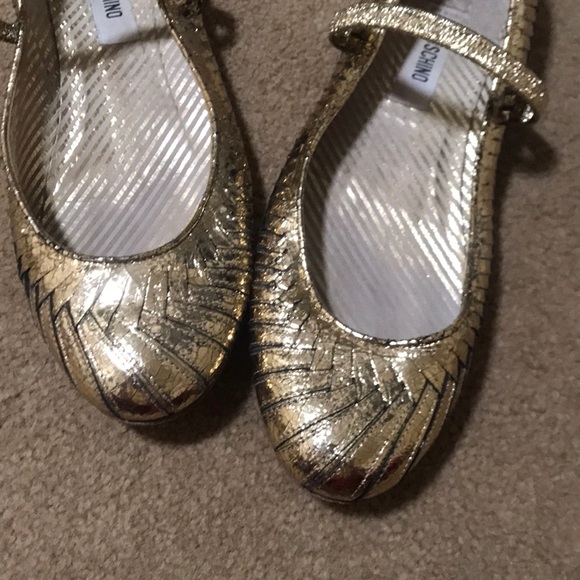 ⚡️FINAL PRICE⚡️ Moschino Vintage Gold Ballet Flats - Picture 14 of 15